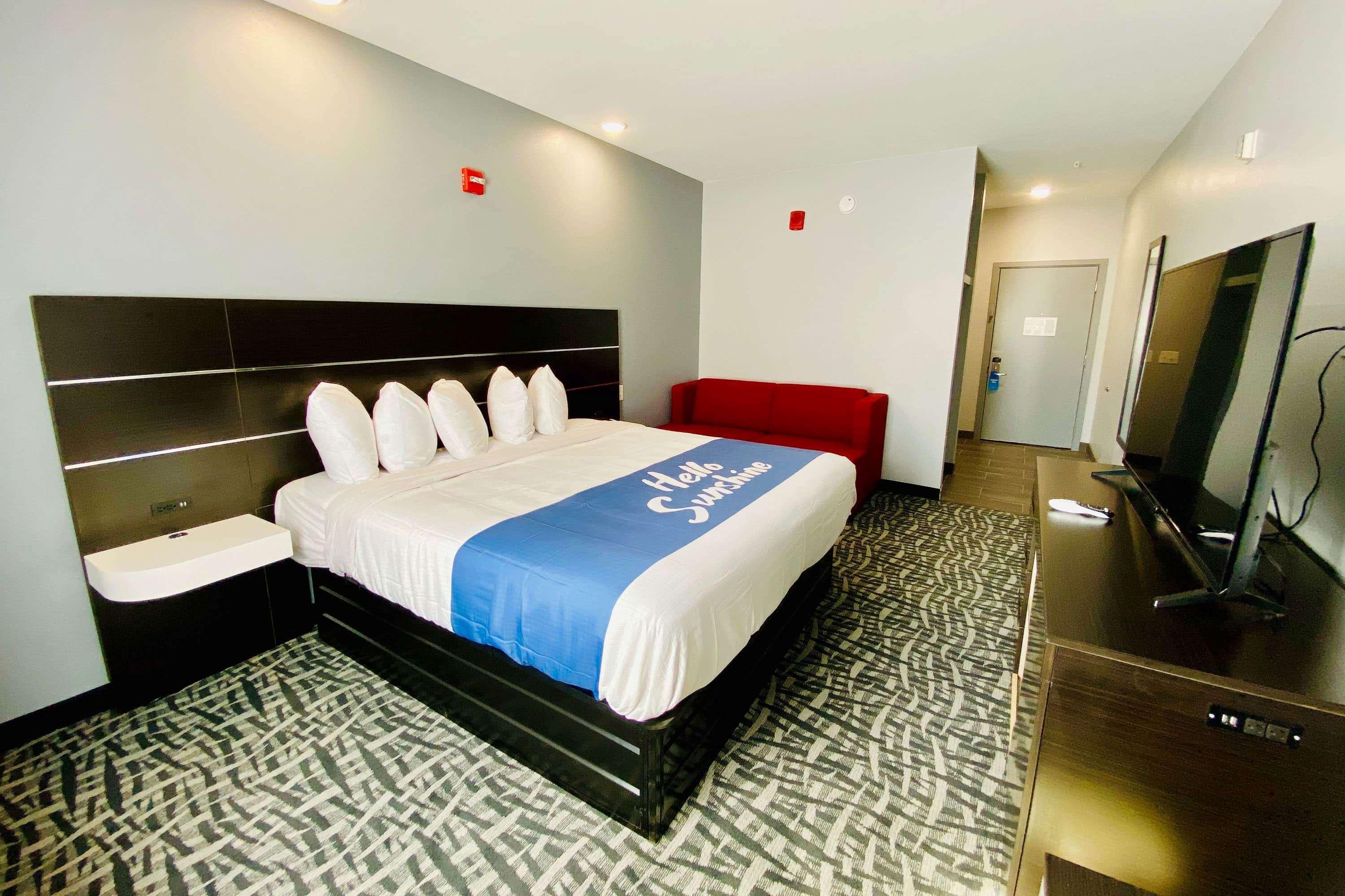 Days Inn & Suites By Wyndham Horn Lake - Memphis Graceland 外观 照片