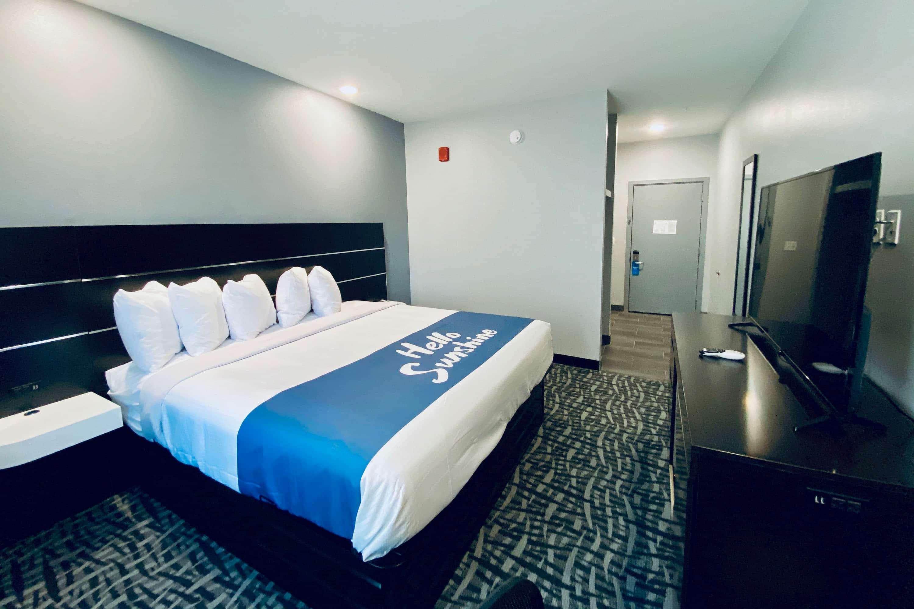 Days Inn & Suites By Wyndham Horn Lake - Memphis Graceland 外观 照片