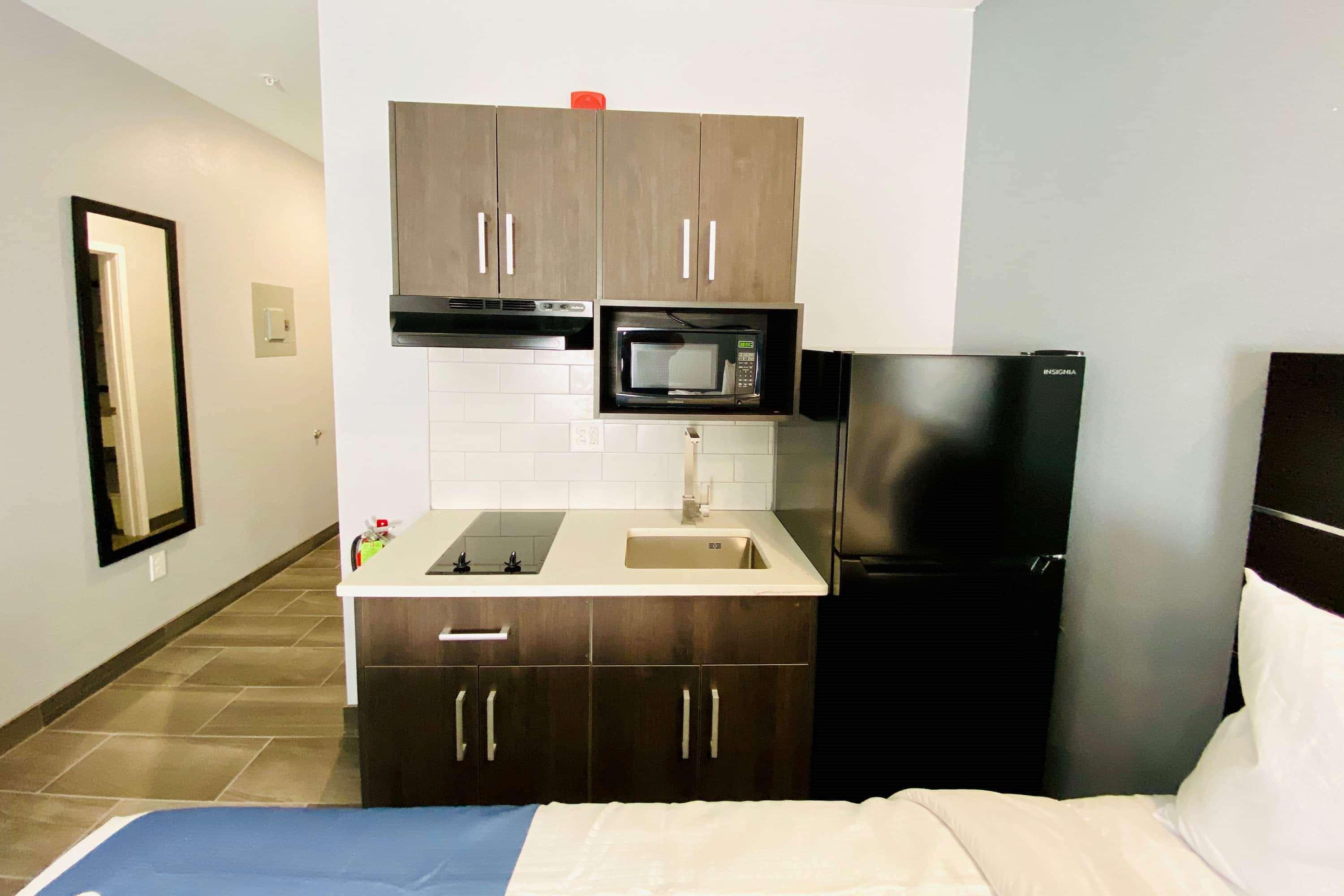 Days Inn & Suites By Wyndham Horn Lake - Memphis Graceland 外观 照片