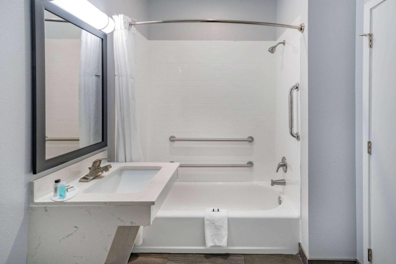 Days Inn & Suites By Wyndham Horn Lake - Memphis Graceland 外观 照片