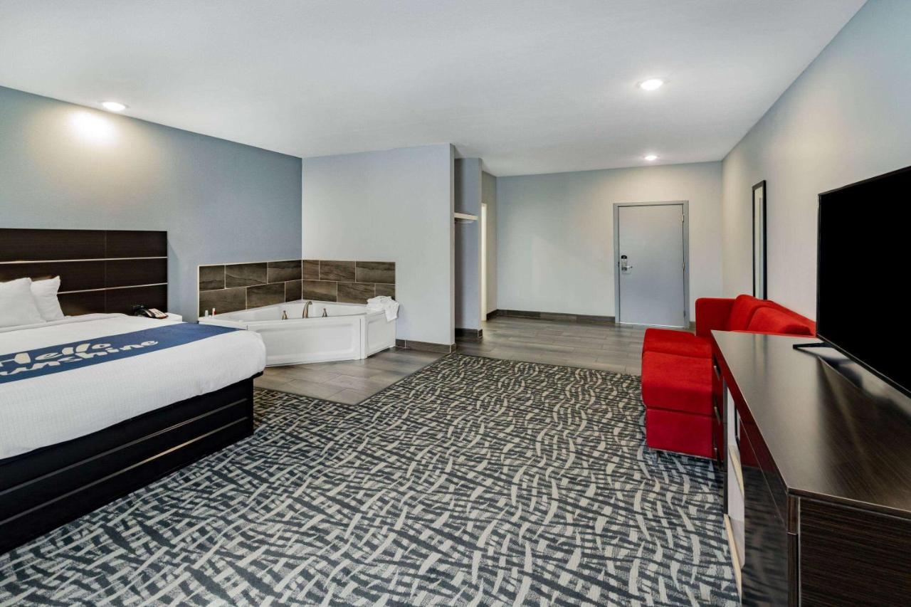Days Inn & Suites By Wyndham Horn Lake - Memphis Graceland 外观 照片